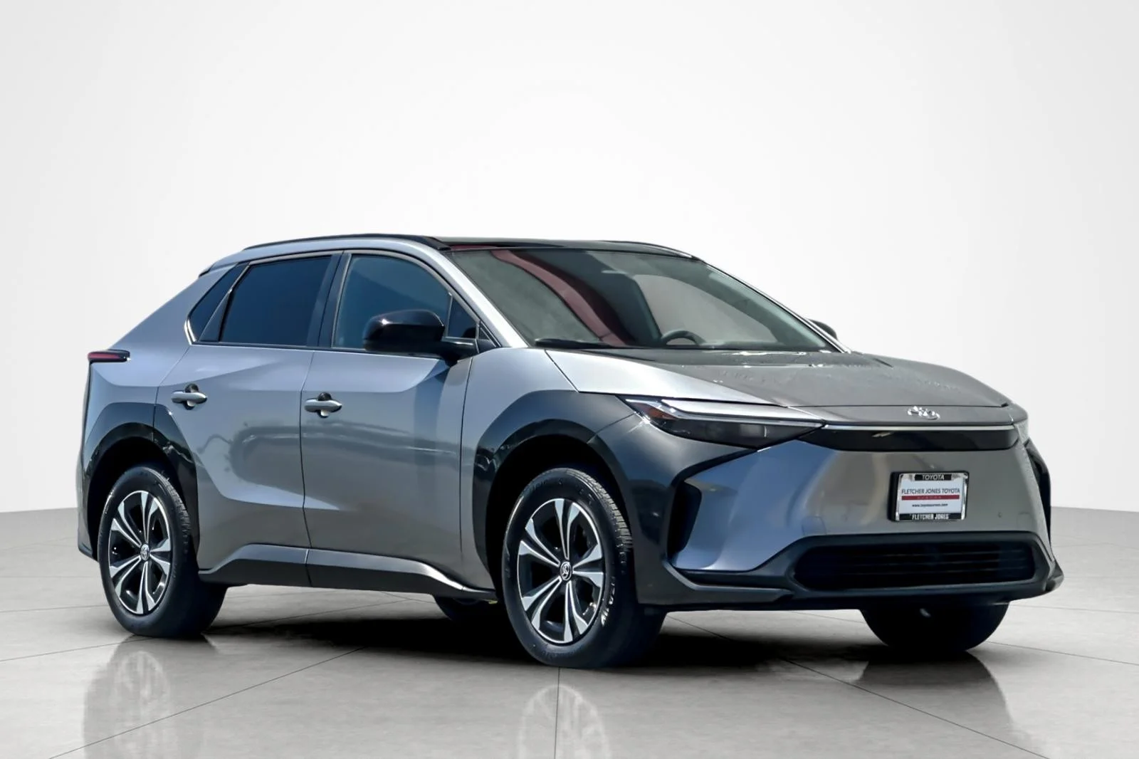 Certified Used 2025 Heavy Metal Toyota XLE image 7