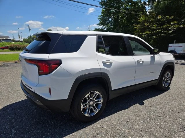 Used 2025 White GMC Elevation image 8