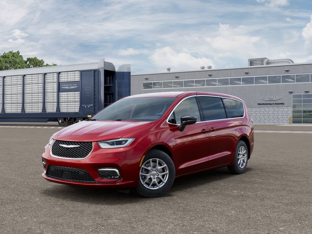 2026 Chrysler Pacifica Select's photo