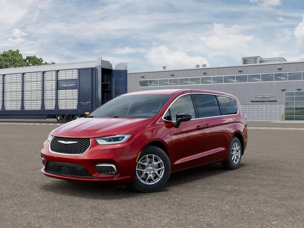 2026 Chrysler Pacifica Select's photo