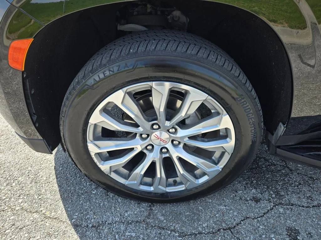 Used 2023 Black GMC Denali image 12