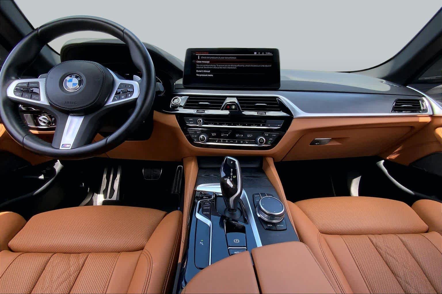 Used 2023 Phytonic Blue Metallic BMW 540i image 15