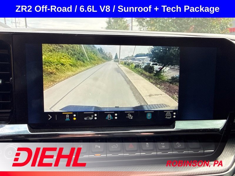 Used 2025 Gray Chevrolet ZR2 image 35