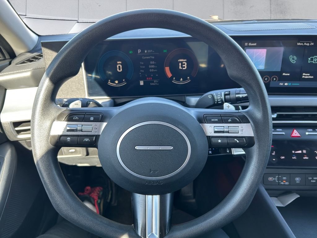 Used 2024 Blue Hyundai SEL image 9