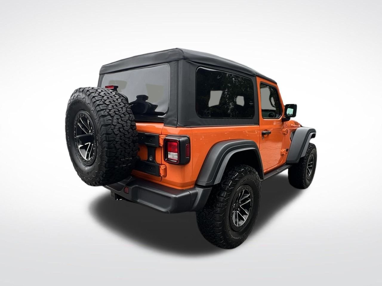 Used 2025 Orange Jeep Willys image 5