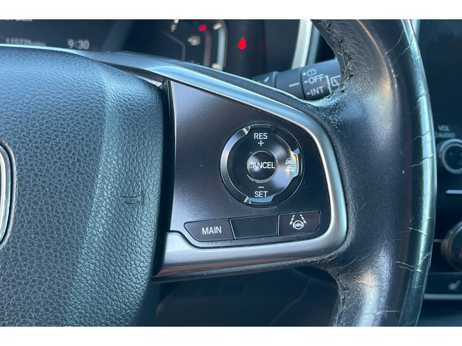 Used 2020 Lunar Silver Metallic Honda EX-L image 36
