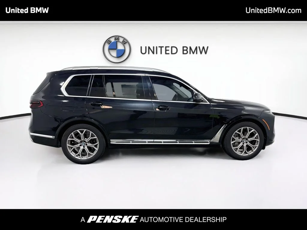 Used 2024 Black Sapphire Metallic BMW xDrive40i image 4