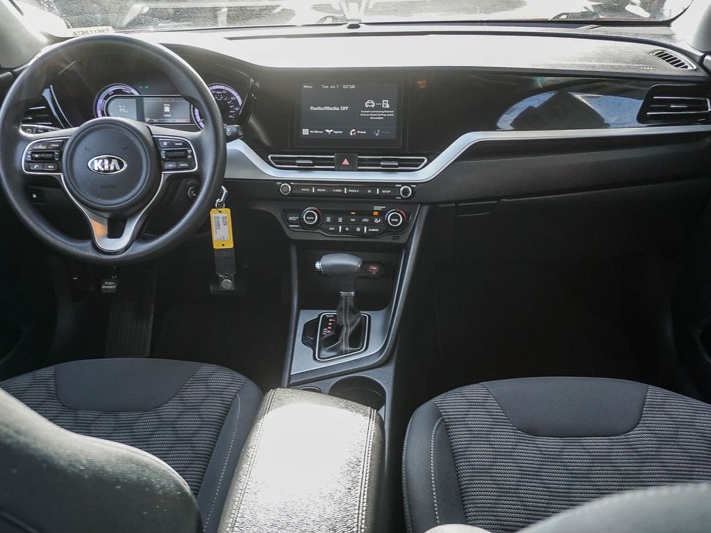 Used 2021 Red Kia LX image 15