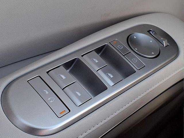 New 2026 Silver Hyundai SEL AWD image 22