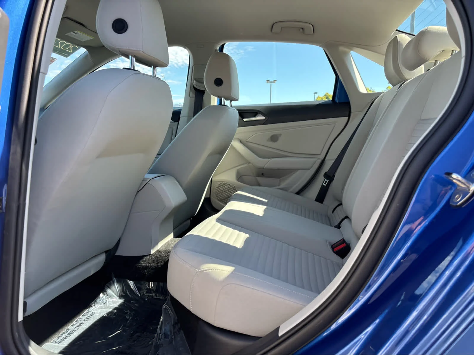 Certified Used 2023 Rising Blue Metallic Volkswagen S image 18