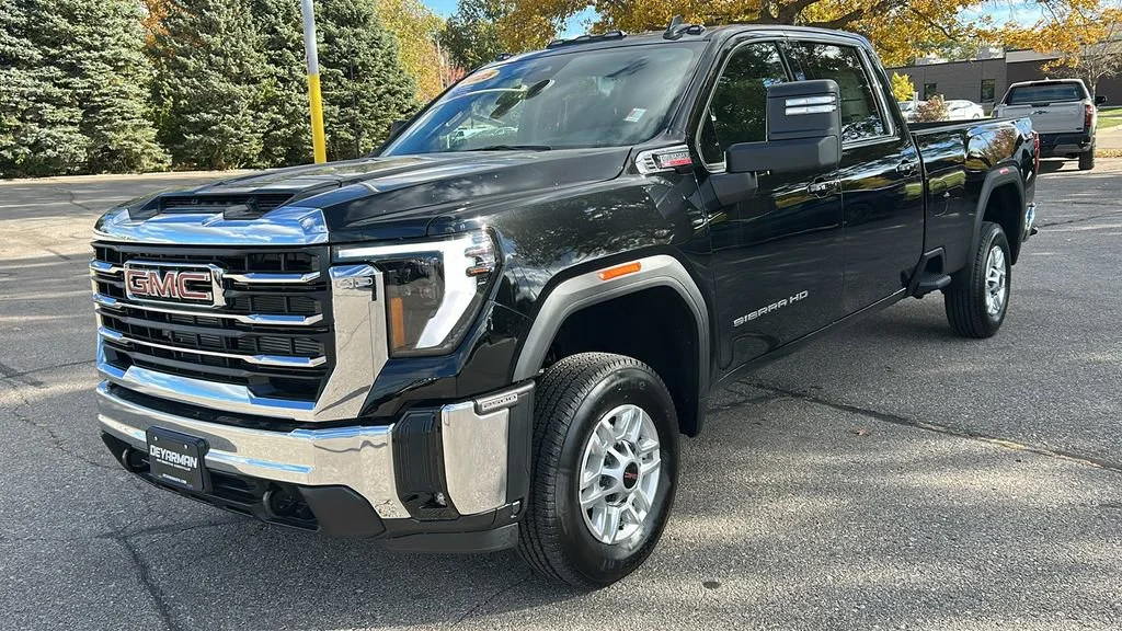2025 GMC Sierra 2500HD SLE - Photo 7