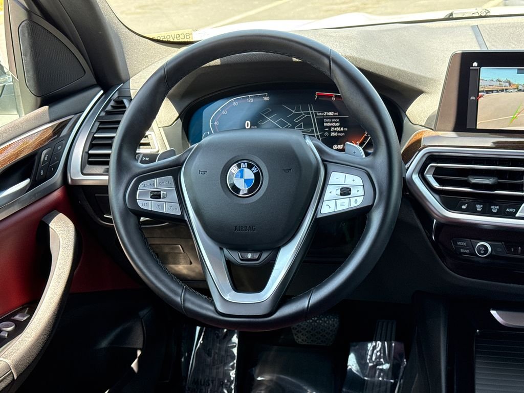 Used 2024 White BMW sDrive30i image 21