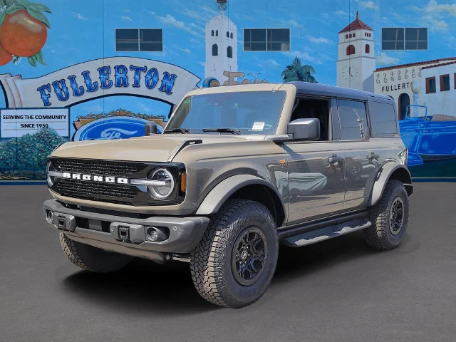 New 2026 Marsh Gray Ford Badlands image 2