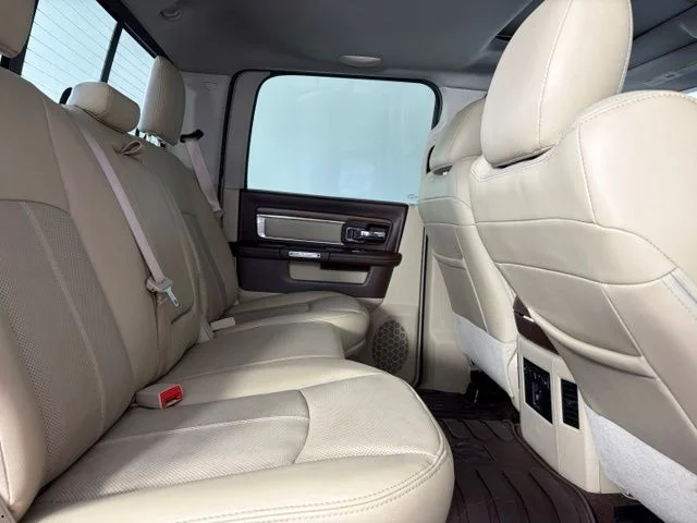 Used 2018 Black Ram Laramie image 39