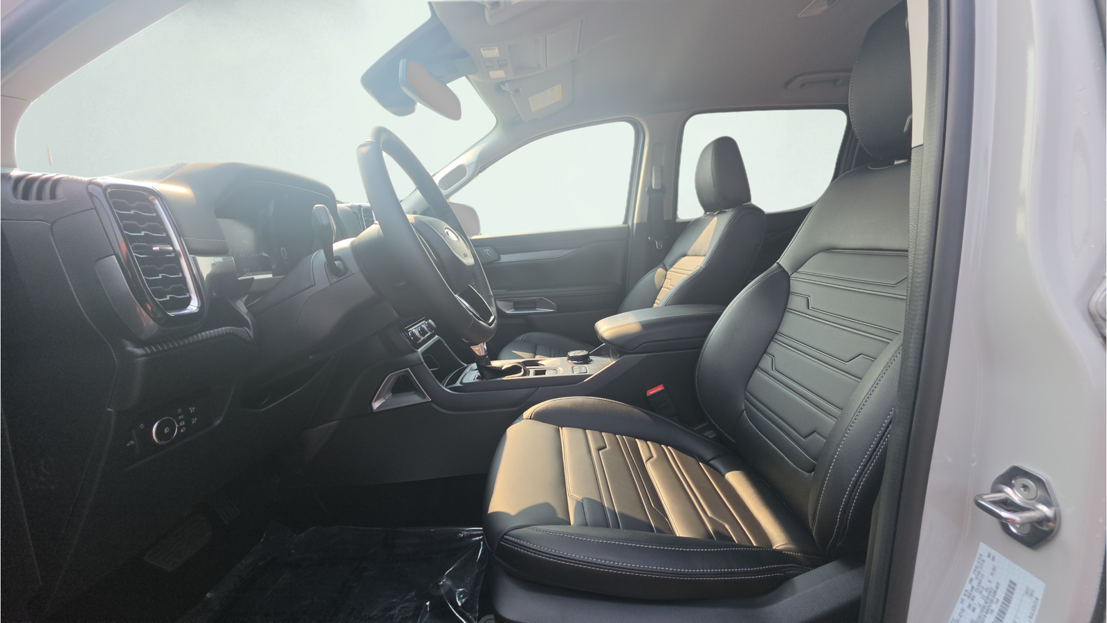New 2026 Avalanche Ford Lariat® image 19