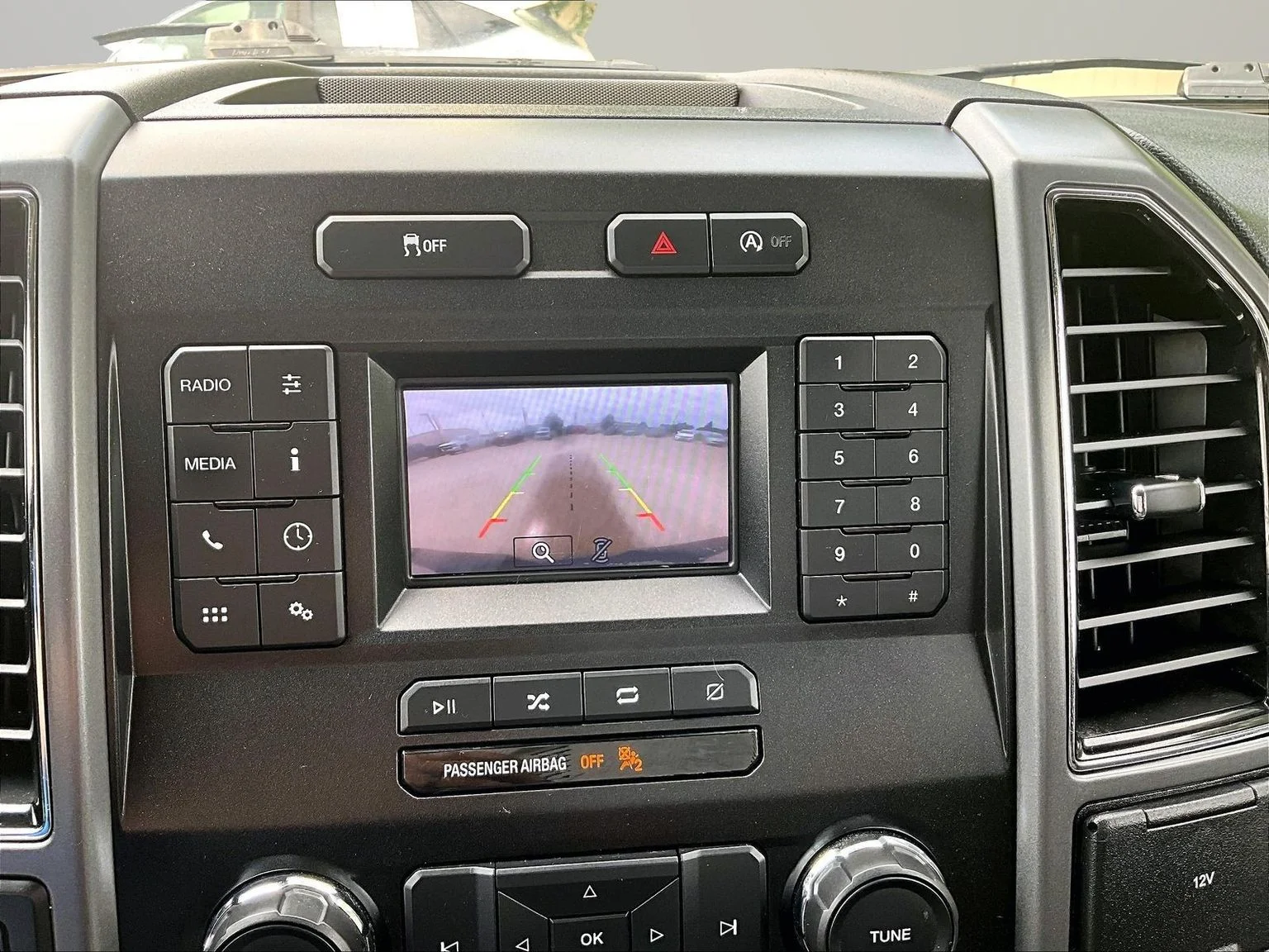 Used 2018 Black Ford XLT image 22