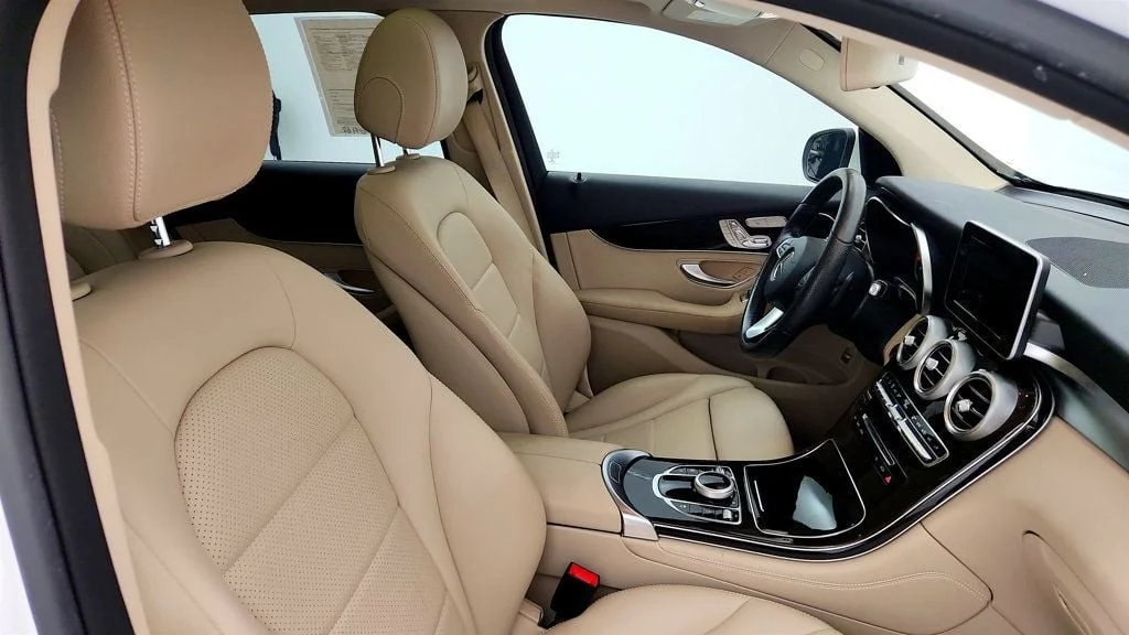 Used 2018 Polar White Mercedes-Benz GLC 300 4MATIC® SUV image 20