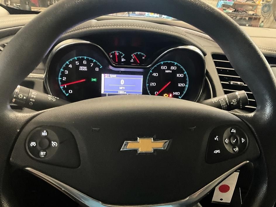 Used 2014 Blue Chevrolet LS image 21