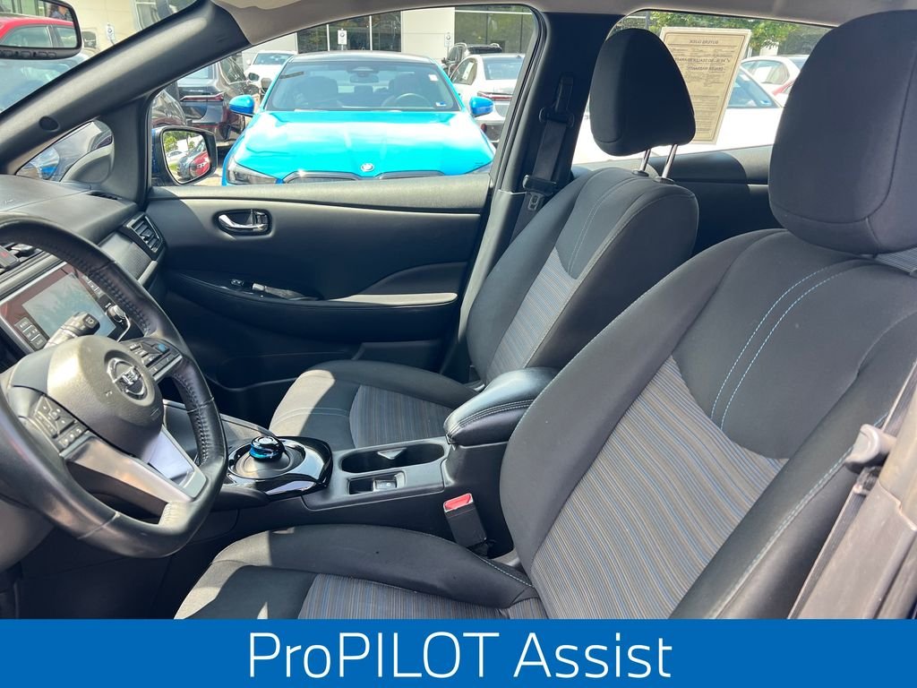 Used 2020 Blue Nissan SV Plus image 9