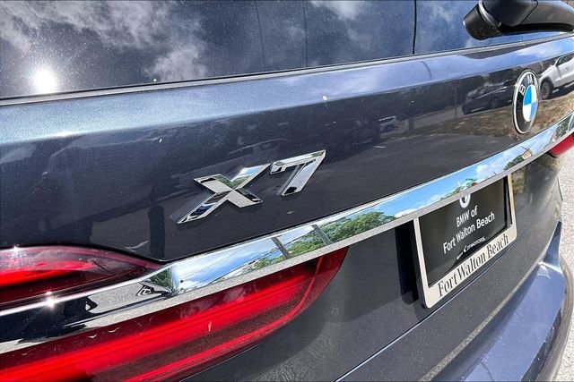 Used 2019 Gray BMW xDrive40i image 27