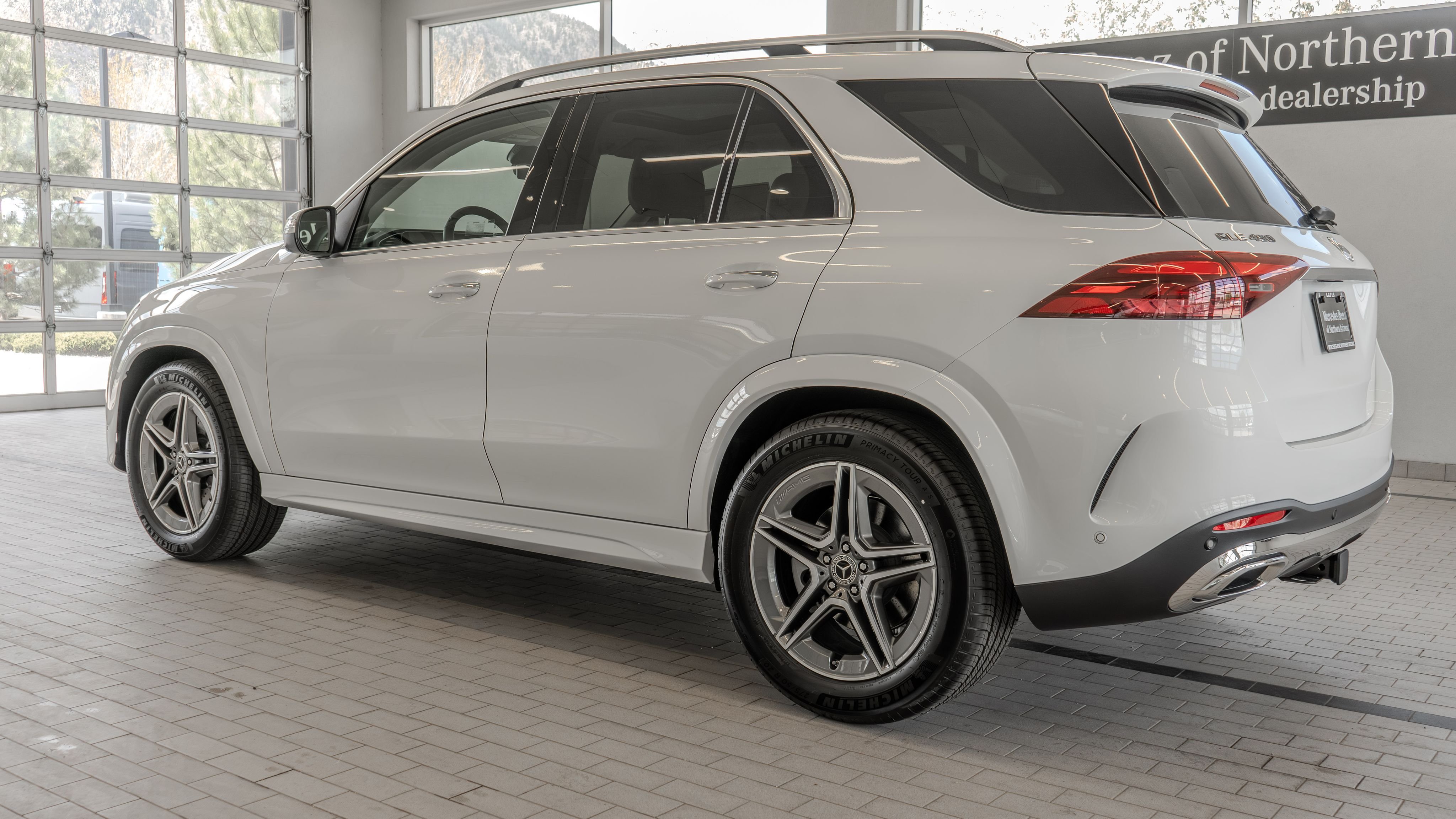 New 2026 Polar White Mercedes-Benz GLE 450 image 13