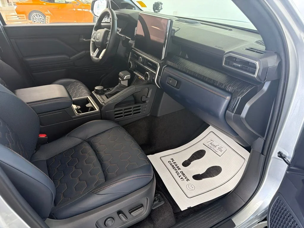 Used 2025 Cutting Edge Toyota Platinum image 13