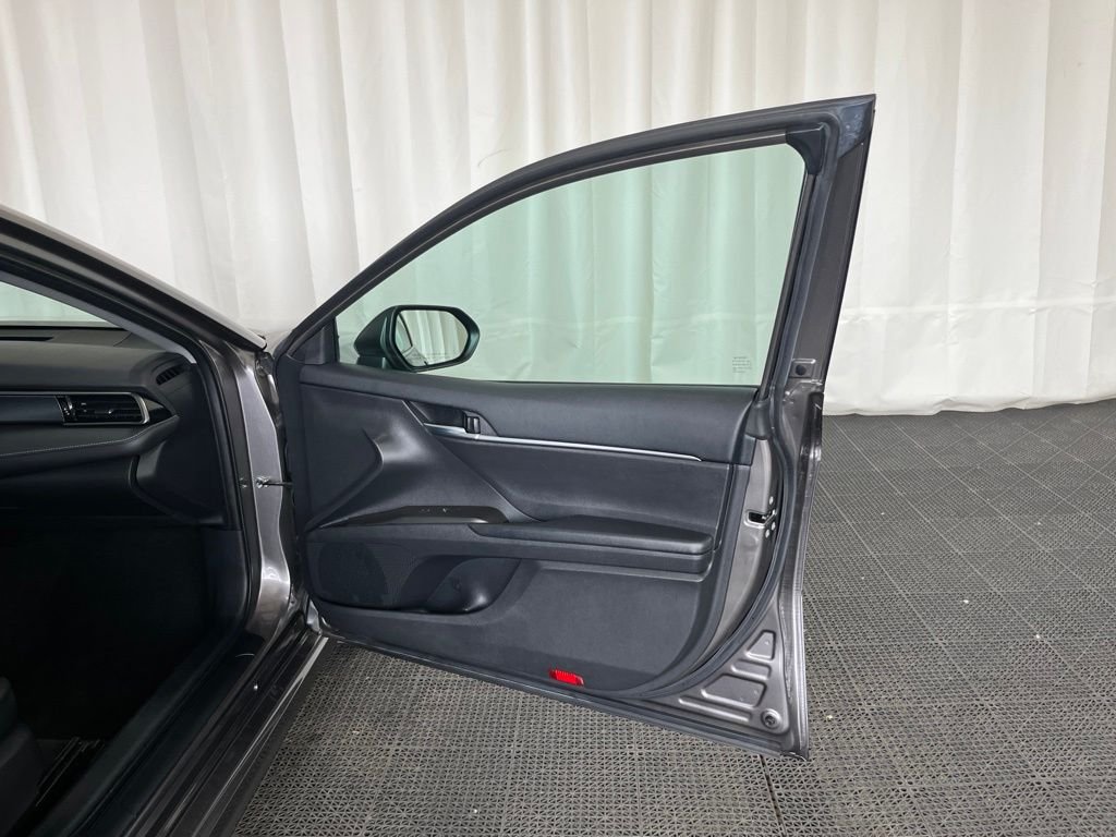 Used 2023 Predawn Gray Mica Toyota SE image 19
