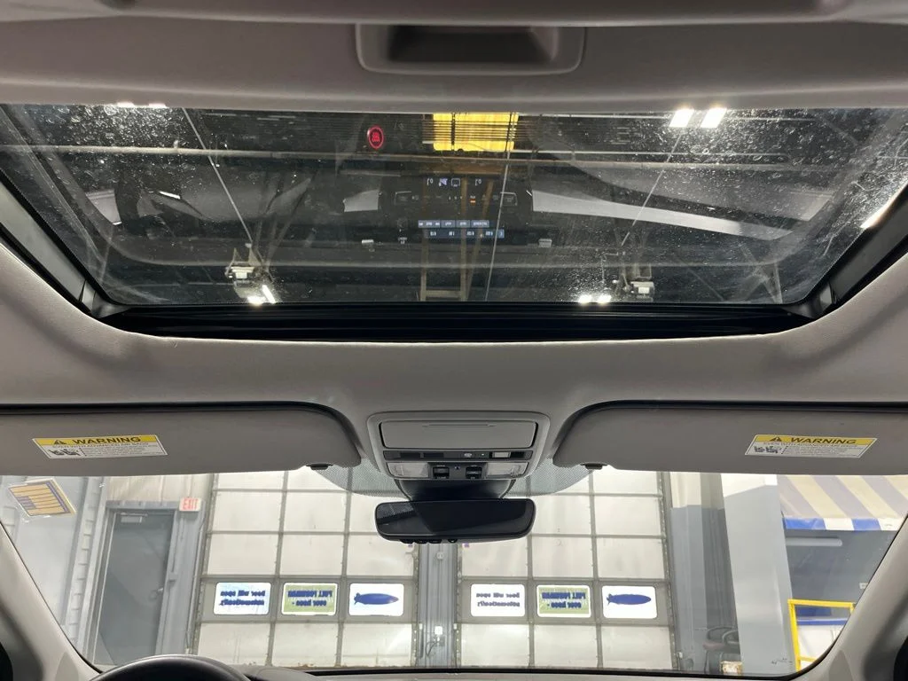 2024 Honda Odyssey Touring - Photo 30