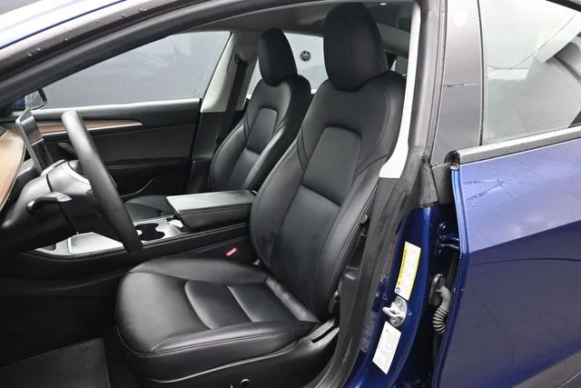 Used 2023 Blue Tesla Base image 5