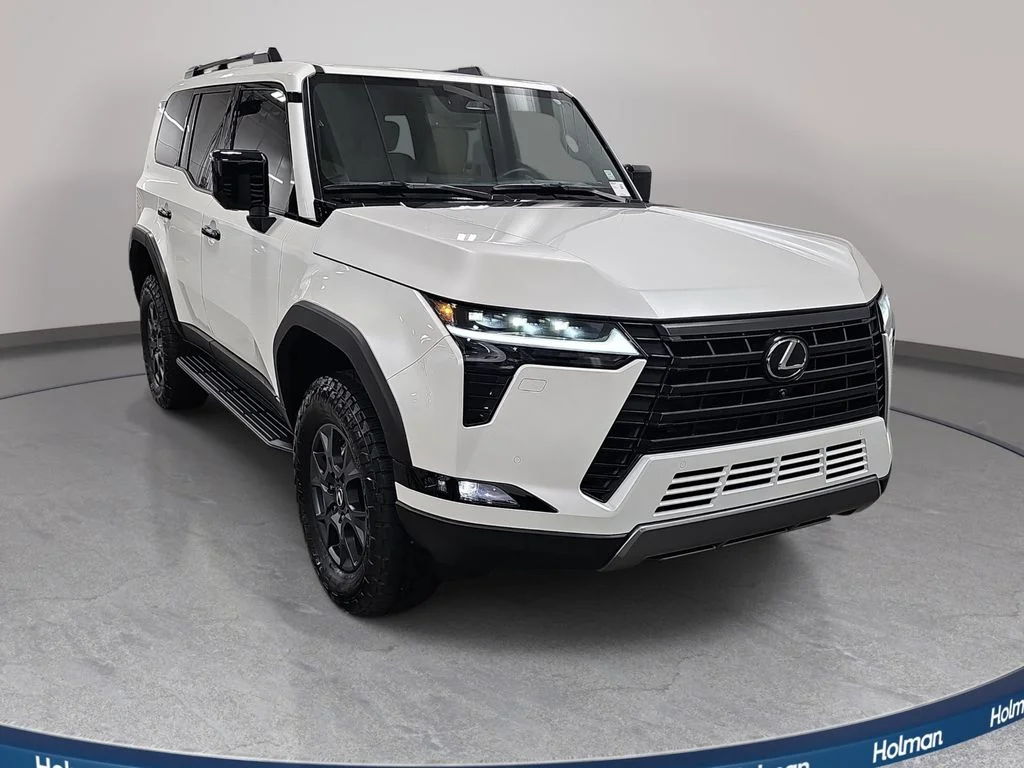 Certified Used 2025 White Lexus 550 Overtrail+ image 4
