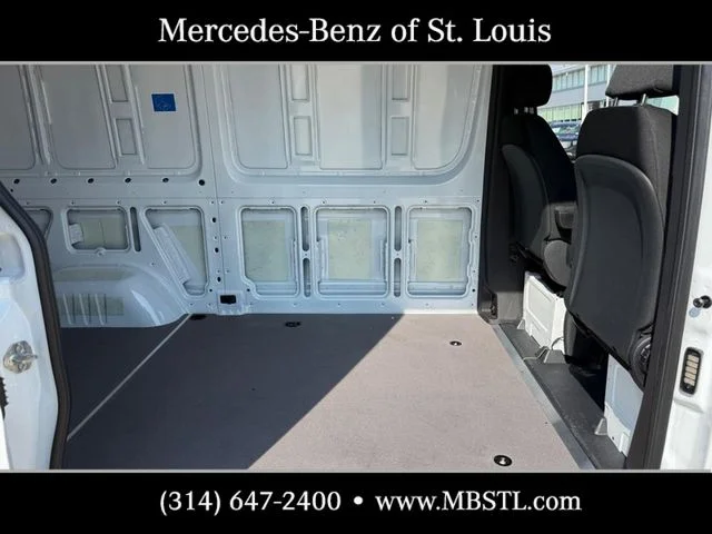 New 2026 Arctic White Mercedes-Benz  image 5