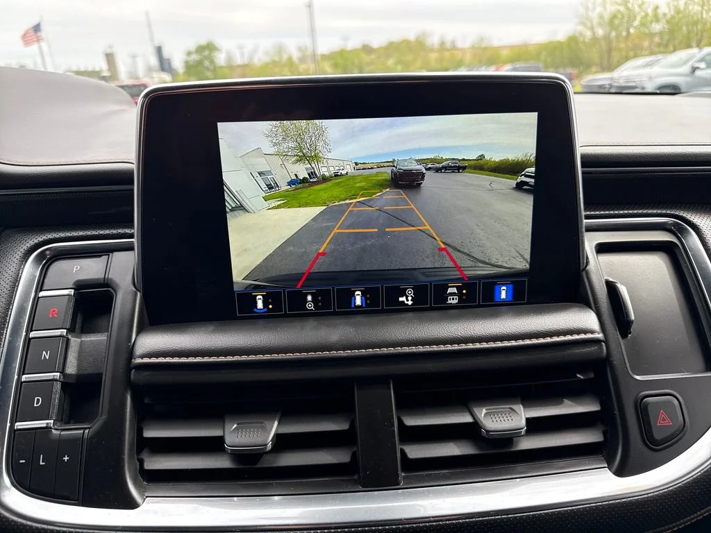 2024 GMC Yukon AT4 - Photo 18