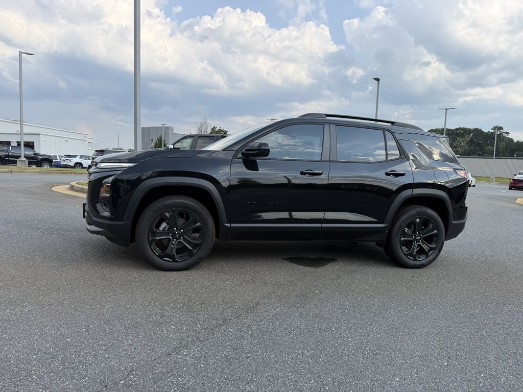 New 2027 Mosaic Black Metallic Chevrolet LT image 4