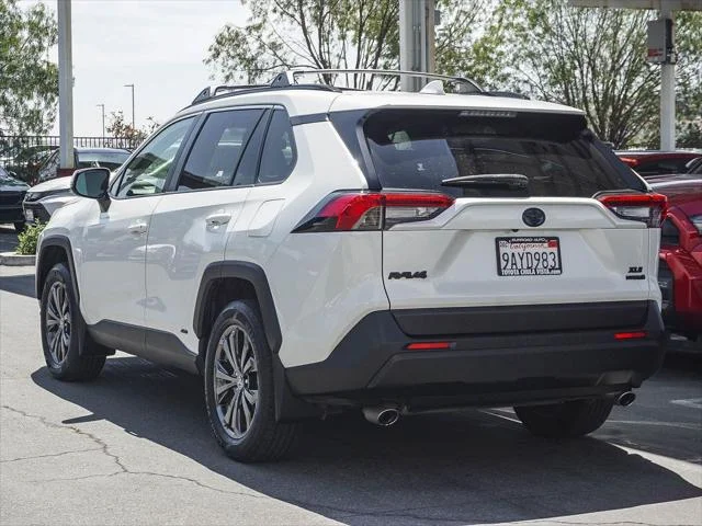 Certified Used 2022 BLIZZARD PEARL Toyota  image 4