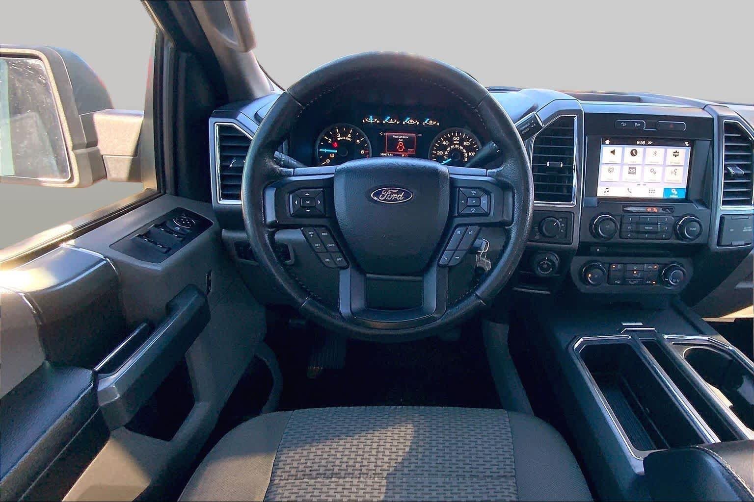 Used 2016 Blue Jeans Metallic Ford XLT image 5