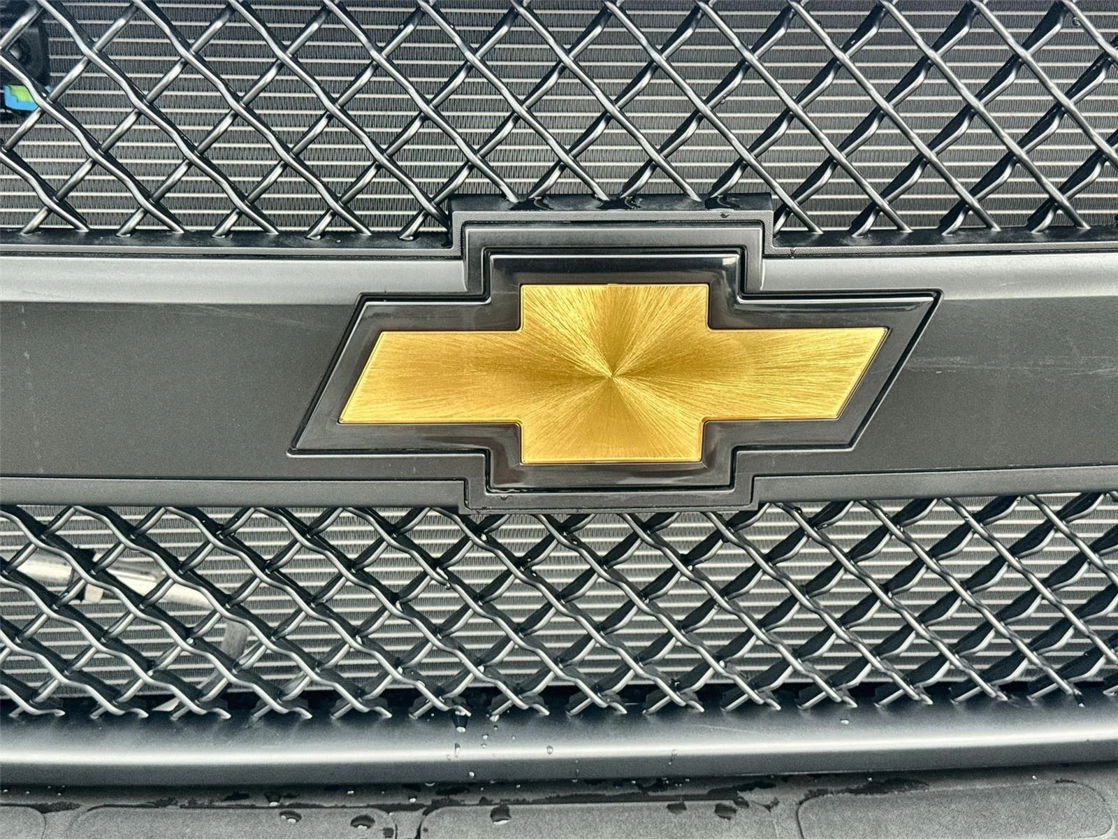 New 2026 Summit White Chevrolet 1WT image 27