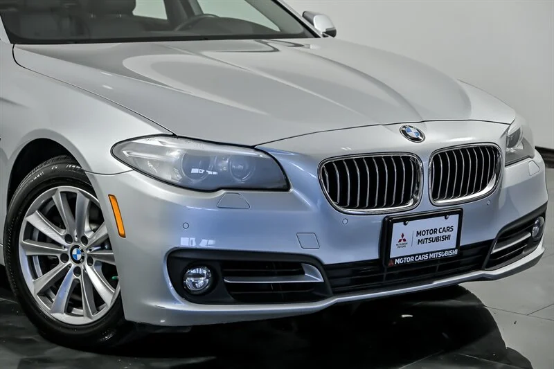 Used 2015 BMW 5 Series 528i with VIN WBA5A7C56FD625357 for sale in Aurora, IL
