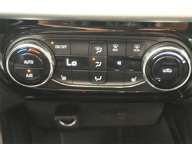 2024 Chevrolet Trax LT photo 4