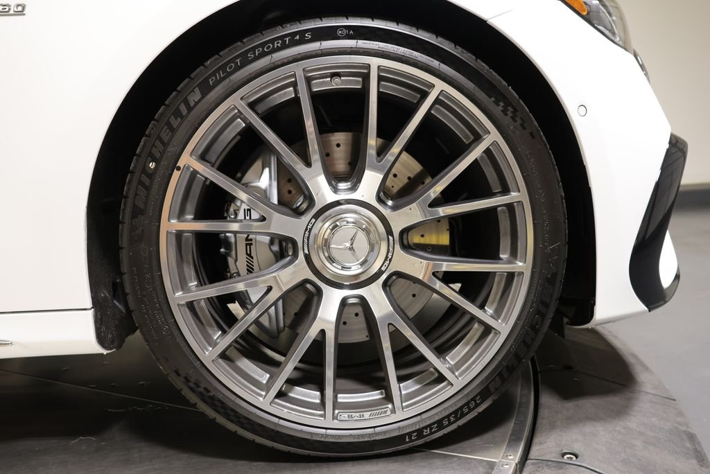 New 2026 Moonlight White Magno Mercedes-Benz E 53 AMG® image 15