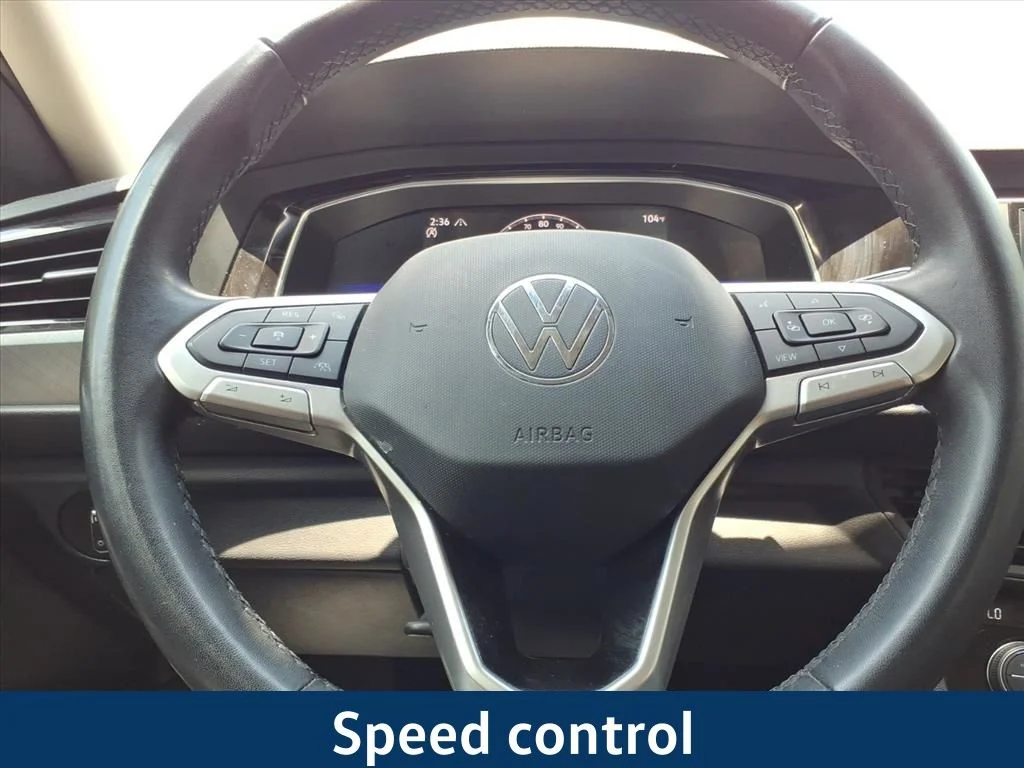 Used 2024  Volkswagen 1.5T SE image 11