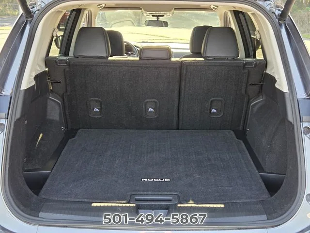 Used 2025 Gray Nissan SV image 13