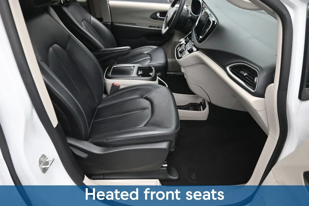 Used 2023 White Chrysler Touring L image 10