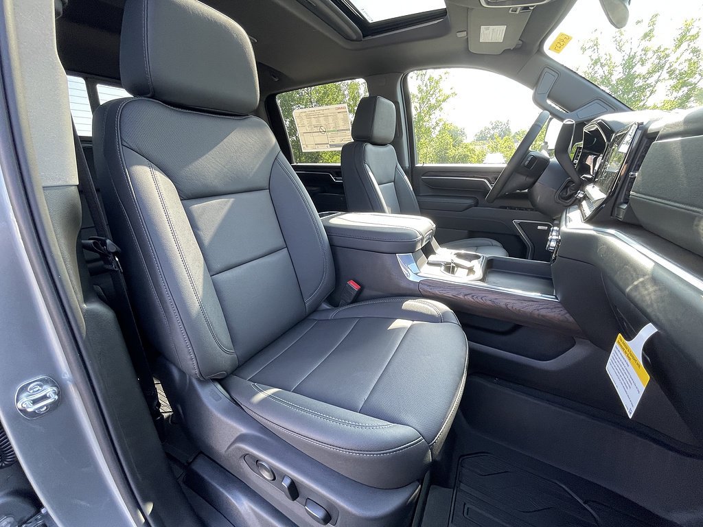 2026 GMC Sierra 3500HD SLT - Photo 20