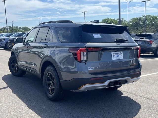 New 2026 Gray Ford Tremor image 18