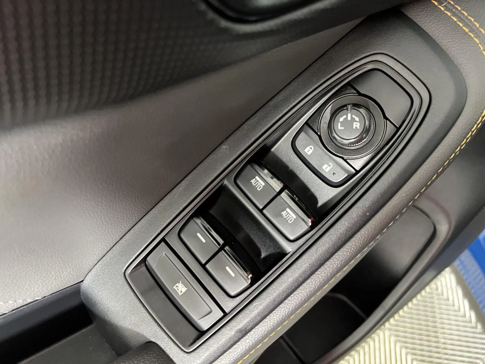 Used 2024 Geyser Blue Subaru Wilderness image 13