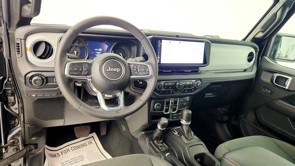 Used 2025 Black Clearcoat Jeep Backcountry 4x4 w/ Technology Group & Trailer Tow Group image 11