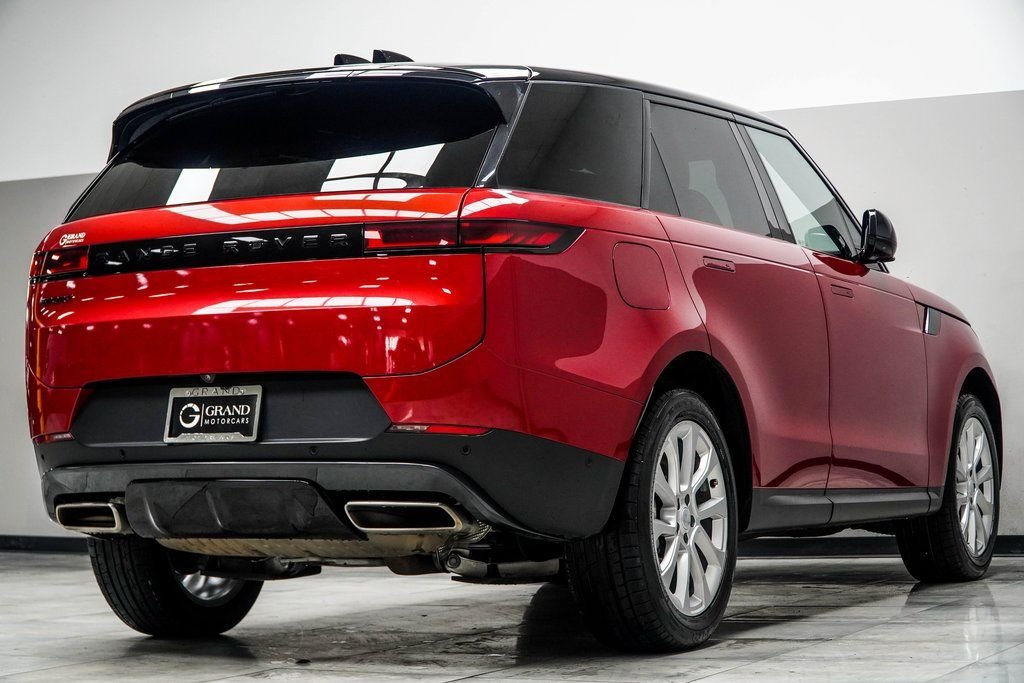Used 2025 Red Land Rover SE image 13