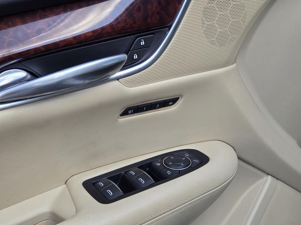 Used 2018 White Cadillac Luxury image 21