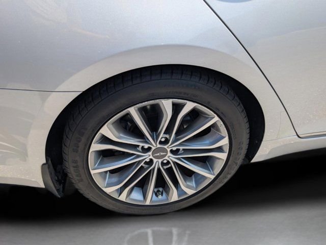 Used 2017 Silver Genesis 3.8 image 38
