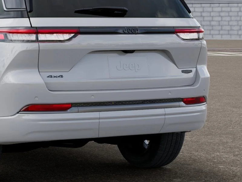 New 2026 Bright White Clear-Coat Exterior Paint Jeep Summit image 13